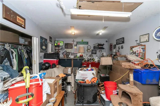 $219,950 | 131 North Garfield Street, Bonner Springs, KS 66012