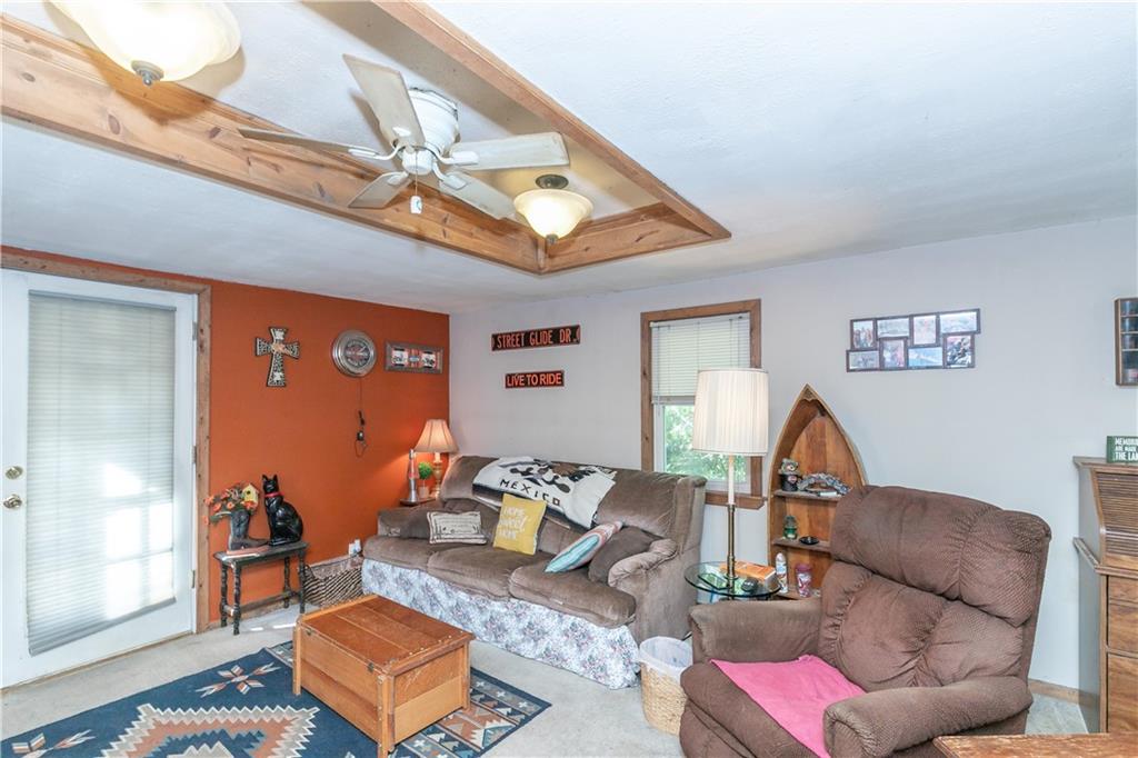 131 North Garfield Street Bonner Springs, KS 66012 - Photo 45 of 47