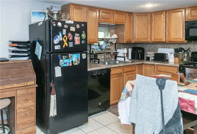 $219,950 | 131 North Garfield Street, Bonner Springs, KS 66012