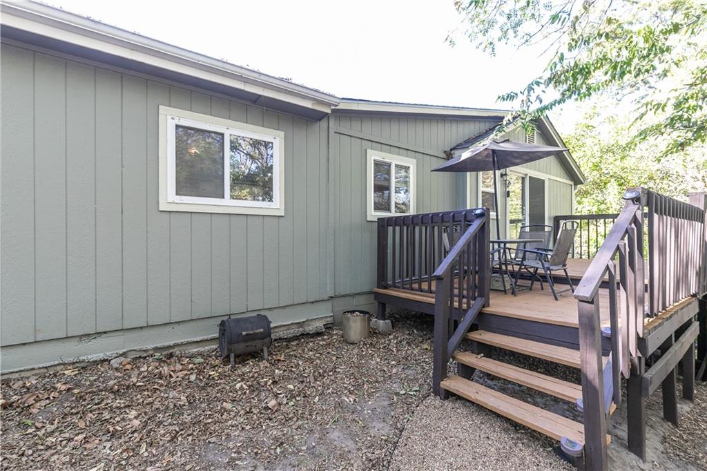 131 North Garfield Street Bonner Springs, KS 66012 - Photo 8 of 47