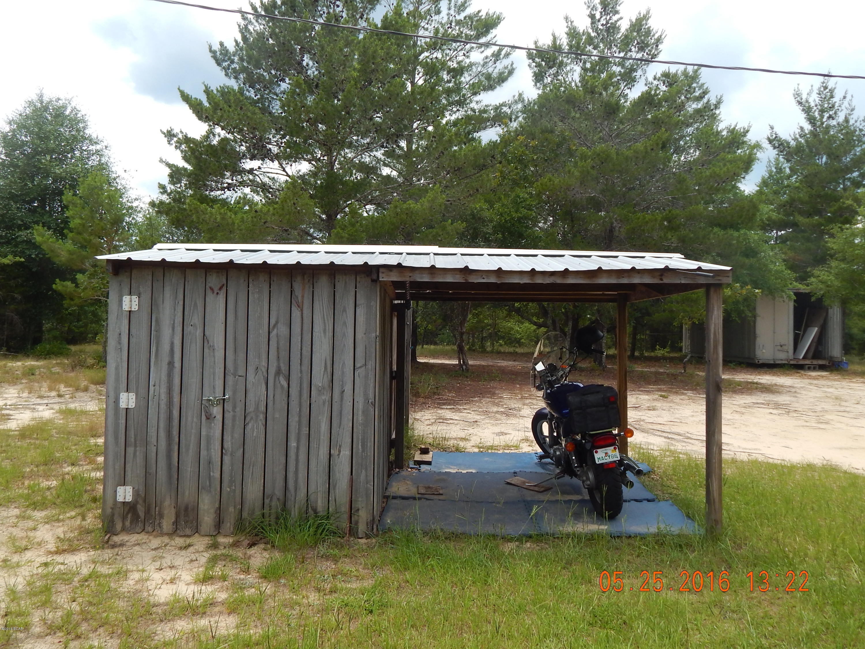 2982 Holmes Valley Road Vernon, FL 32462 - Photo 25 of 29 Gallery Image 25