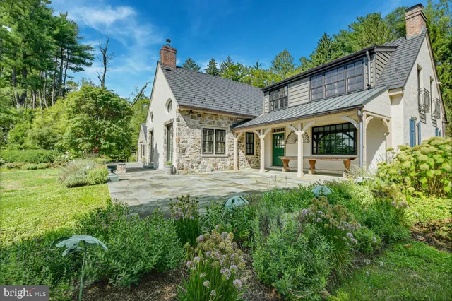 $5,950,000 | 7043 Phillips Mill Road, New Hope, PA 18938