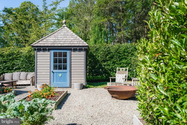 $5,950,000 | 7043 Phillips Mill Road, New Hope, PA 18938