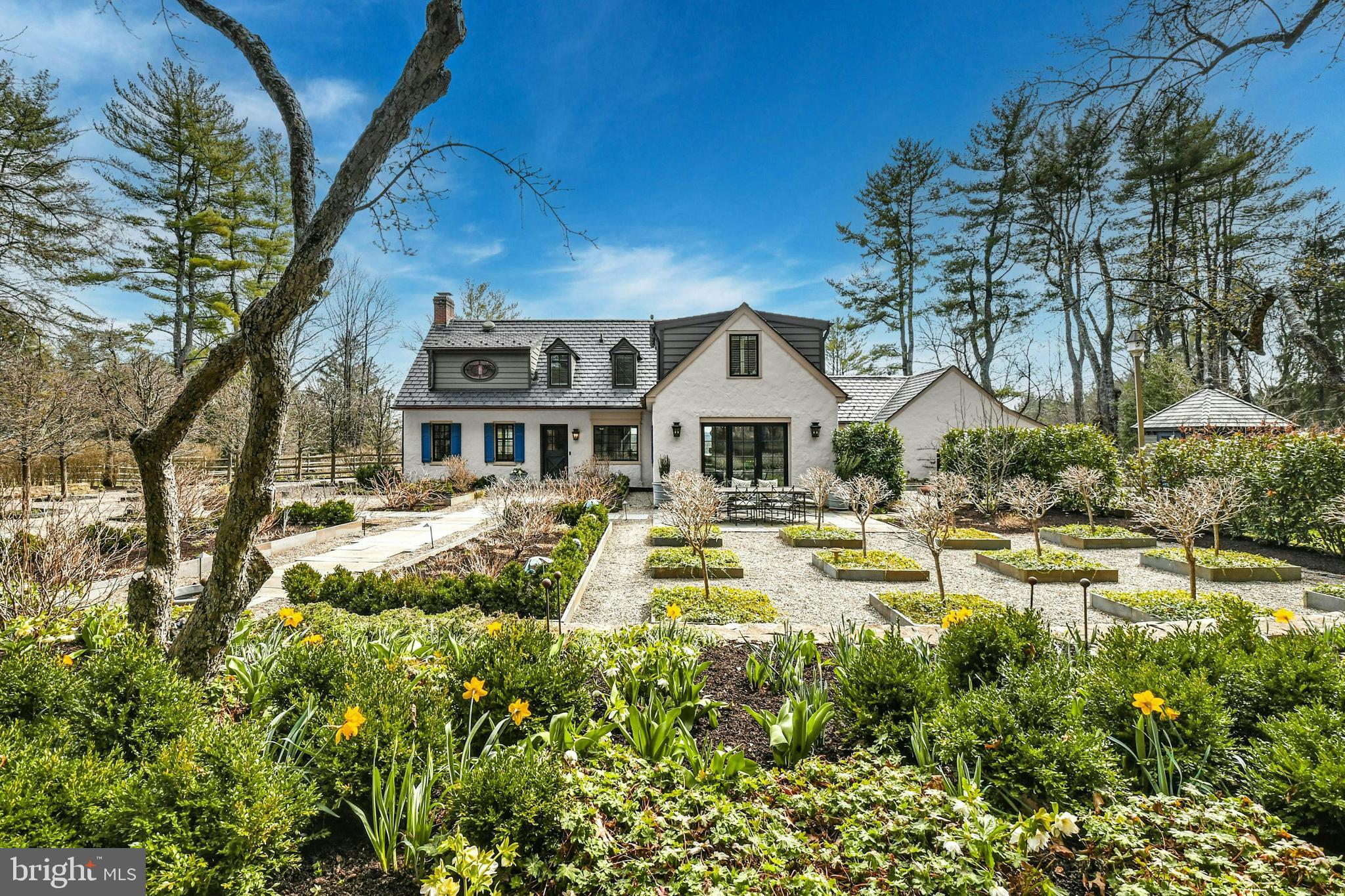 7043 Phillips Mill Road New Hope, PA 18938 - Photo 6 of 84