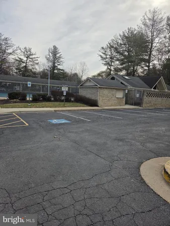 $2,900 | 17535 Longview Lane, Olney, MD 20832