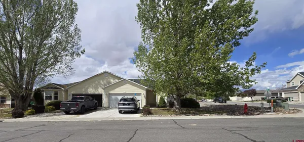 $650,000 | 2131 Mead Lane, Unit A & B, Montrose, CO 81401