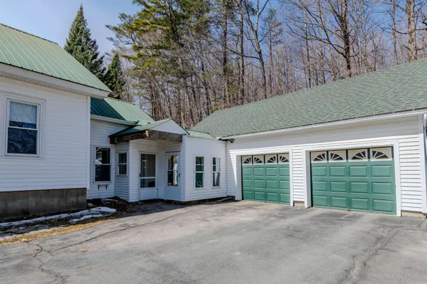 $359,999 | 75 Woolson Road, Lisbon, NH 03585