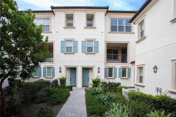 $5,000 | 76 Capricorn, Irvine, CA 92618