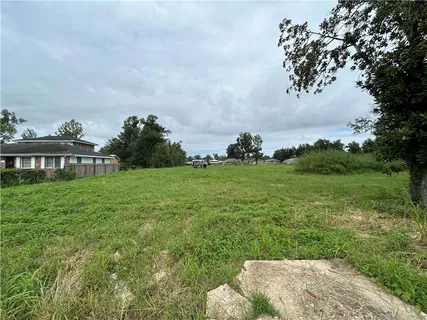 $70,000 | 725 Vans Lane, Destrehan, LA 70047