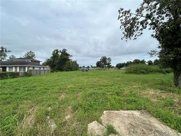 $70,000 | 725 Vans Lane, Destrehan, LA 70047