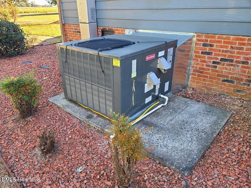 1000 High House Road Clinton, NC 28328 - Photo 30 of 36 a view of an outdoor space