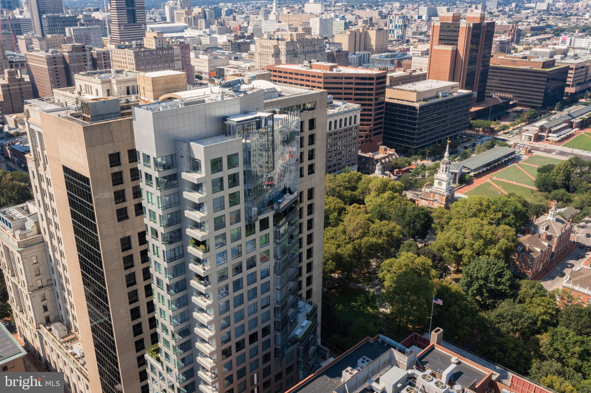 500 Walnut Street, Unit 1001 Philadelphia, PA 19106 - Photo 2 of 60 a picture of city view