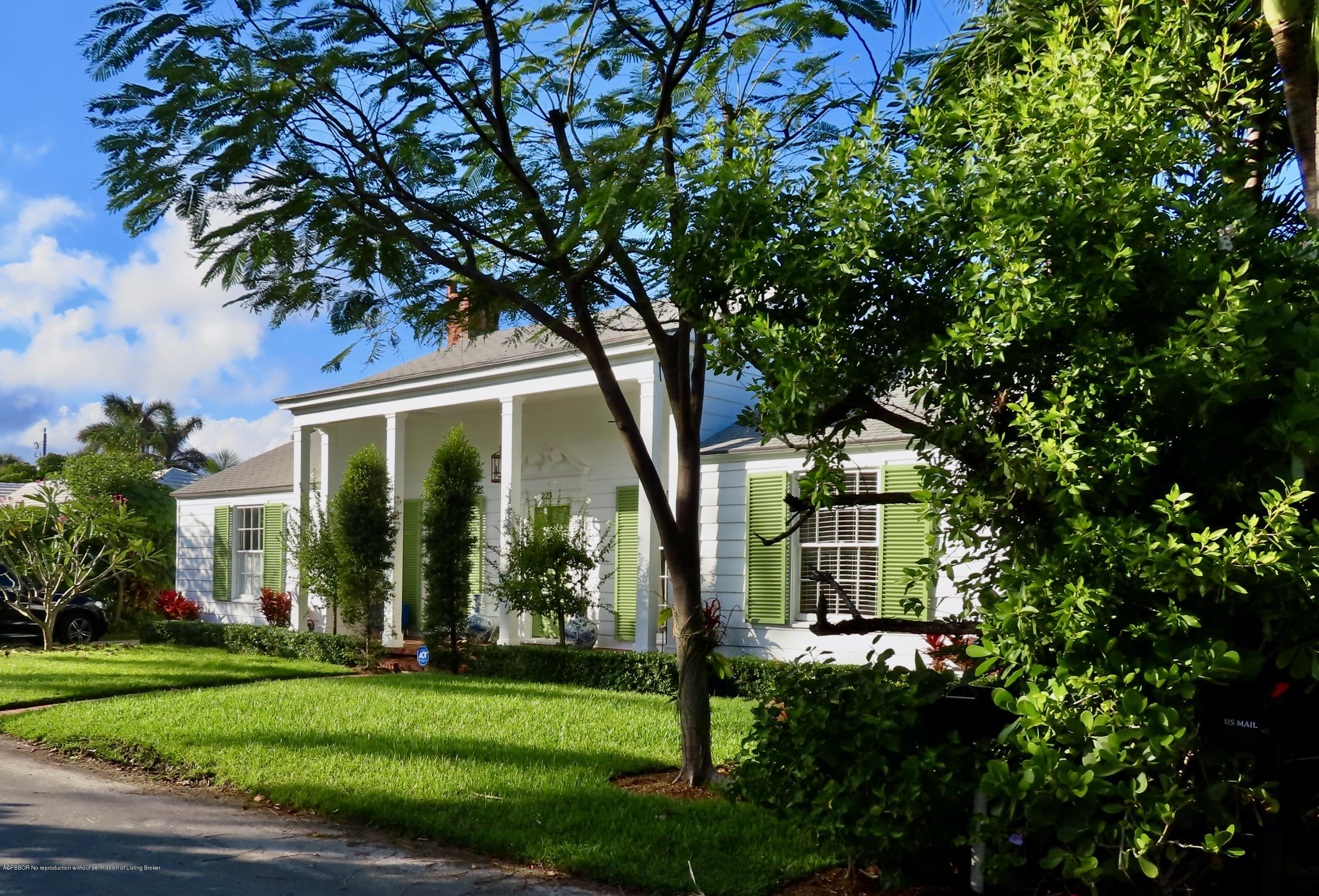 223 Colonial Lane Palm Beach, FL 33480 - Photo 1 of 23 The White House Cottage