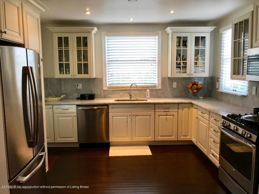 223 Colonial Lane Palm Beach, FL 33480 - Photo 4 of 23 TWHC Kitchen