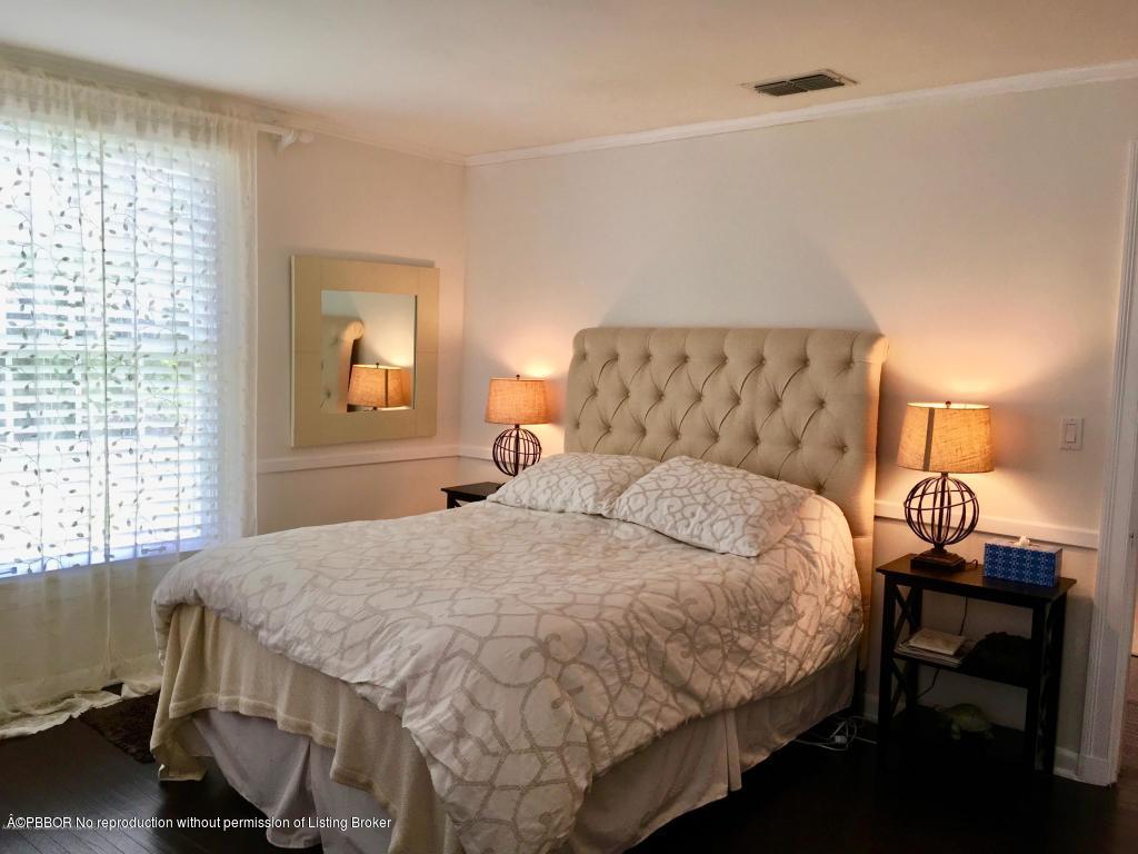 223 Colonial Lane Palm Beach, FL 33480 - Photo 5 of 23 TWHC Master bedroom