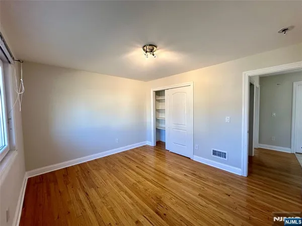 $3,000 | 129 Scoles Avenue, Unit 1, Clifton, NJ 07012