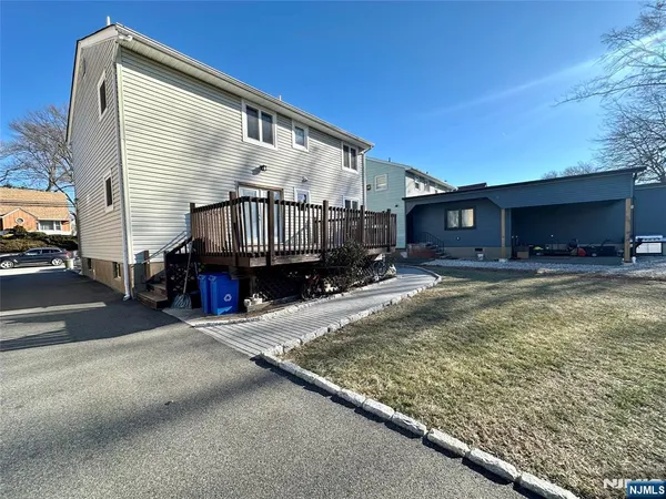 $3,000 | 129 Scoles Avenue, Unit 1, Clifton, NJ 07012