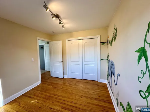 $3,000 | 129 Scoles Avenue, Unit 1, Clifton, NJ 07012