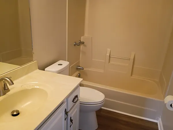 $214,900 | 307 West Village Lane, Dickson, TN 37055