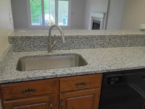 $214,900 | 307 West Village Lane, Dickson, TN 37055