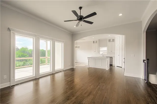 $579,900 | 1059 Fir Lane, Liberty, MO 64068