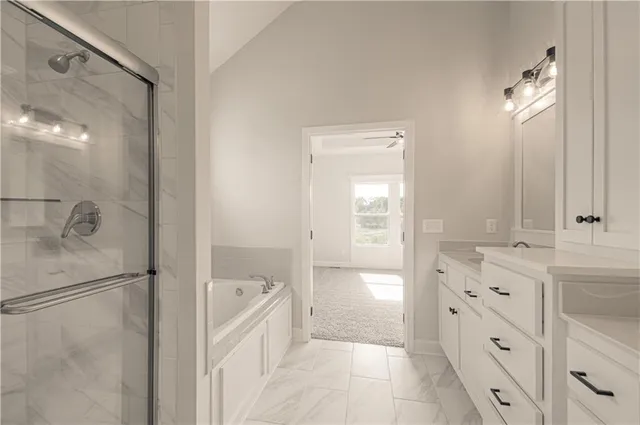 $579,900 | 1059 Fir Lane, Liberty, MO 64068