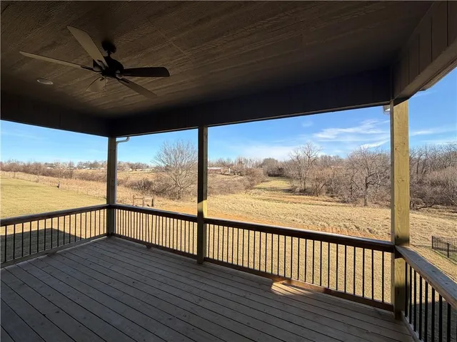 $579,900 | 1059 Fir Lane, Liberty, MO 64068