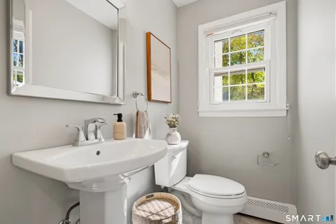 $1,250,000 | 107 Barclay Drive, Stamford, CT 06903