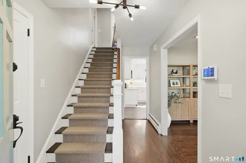 $1,250,000 | 107 Barclay Drive, Stamford, CT 06903