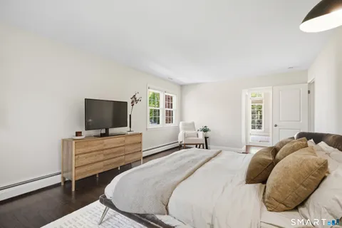 $1,250,000 | 107 Barclay Drive, Stamford, CT 06903