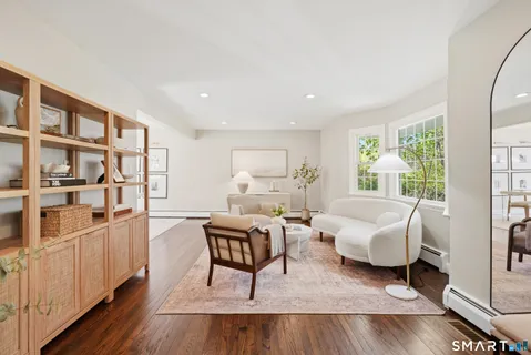 $1,250,000 | 107 Barclay Drive, Stamford, CT 06903