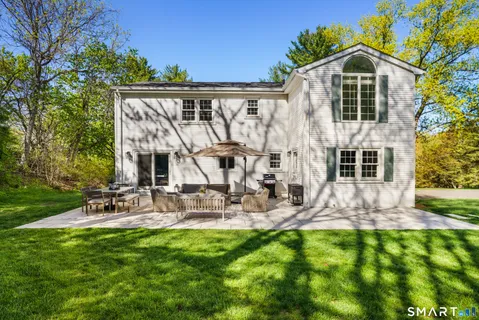 $1,250,000 | 107 Barclay Drive, Stamford, CT 06903