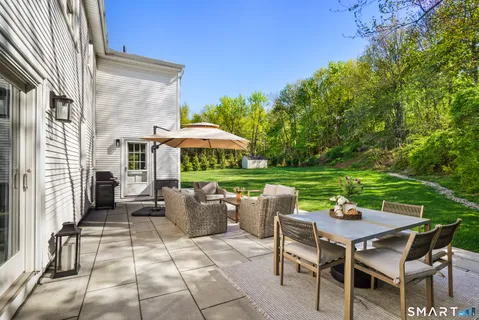 $1,250,000 | 107 Barclay Drive, Stamford, CT 06903