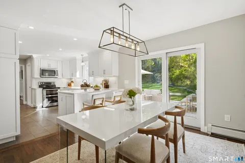 $1,250,000 | 107 Barclay Drive, Stamford, CT 06903