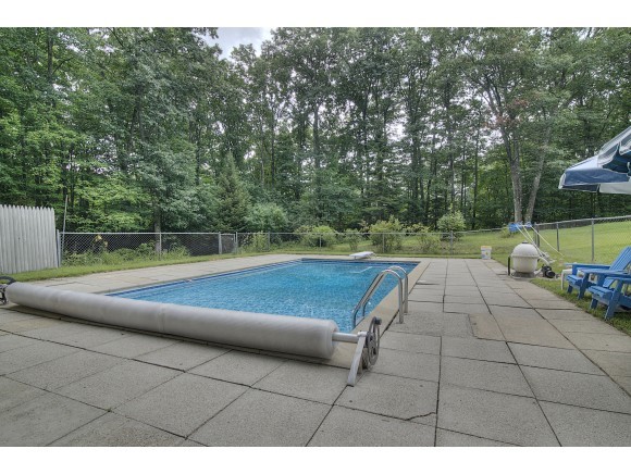 45 Prescott Heights Road Hooksett, NH 03106 - Photo 7 of 24
