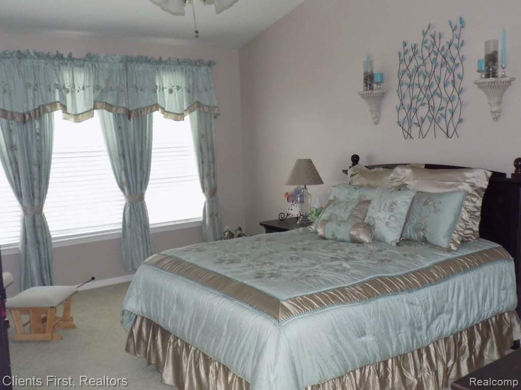 2181 Vanderbilt Road Canton, MI 48188 - Photo 18 of 35 MASTER BEDROOM