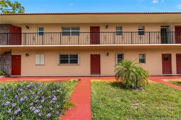 $119,000 | 1929 Southwest Palm City Road, Unit 15B, Stuart, FL 34994