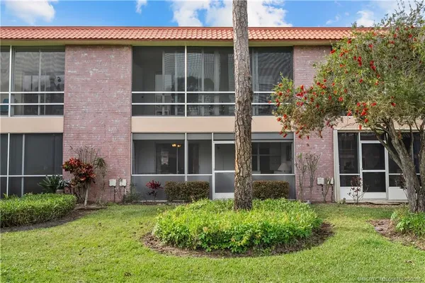 $119,000 | 1929 Southwest Palm City Road, Unit 15B, Stuart, FL 34994