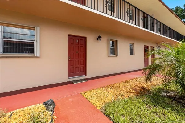 $119,000 | 1929 Southwest Palm City Road, Unit 15B, Stuart, FL 34994