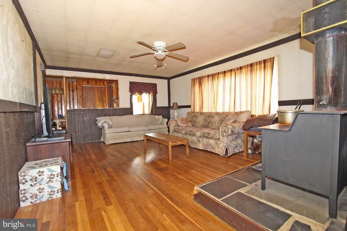 678 Pleasant Valley Road Elliottsburg, PA 17024 - Photo 8 of 25 Gallery Image 8