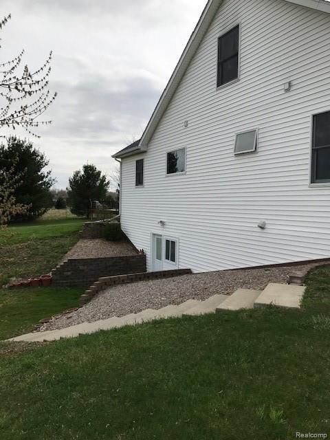11089 West Mohrle Road Webberville, MI 48892 - Photo 6 of 31 WALK OUT BSMT
