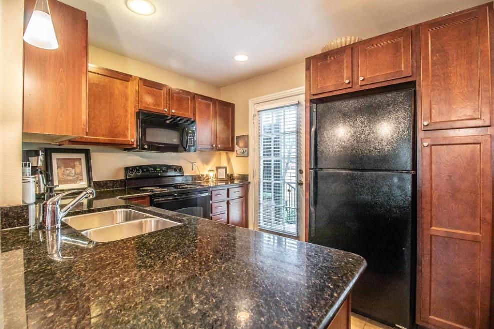 2824 Minert Street Dallas, TX 75219 - Photo 6 of 28