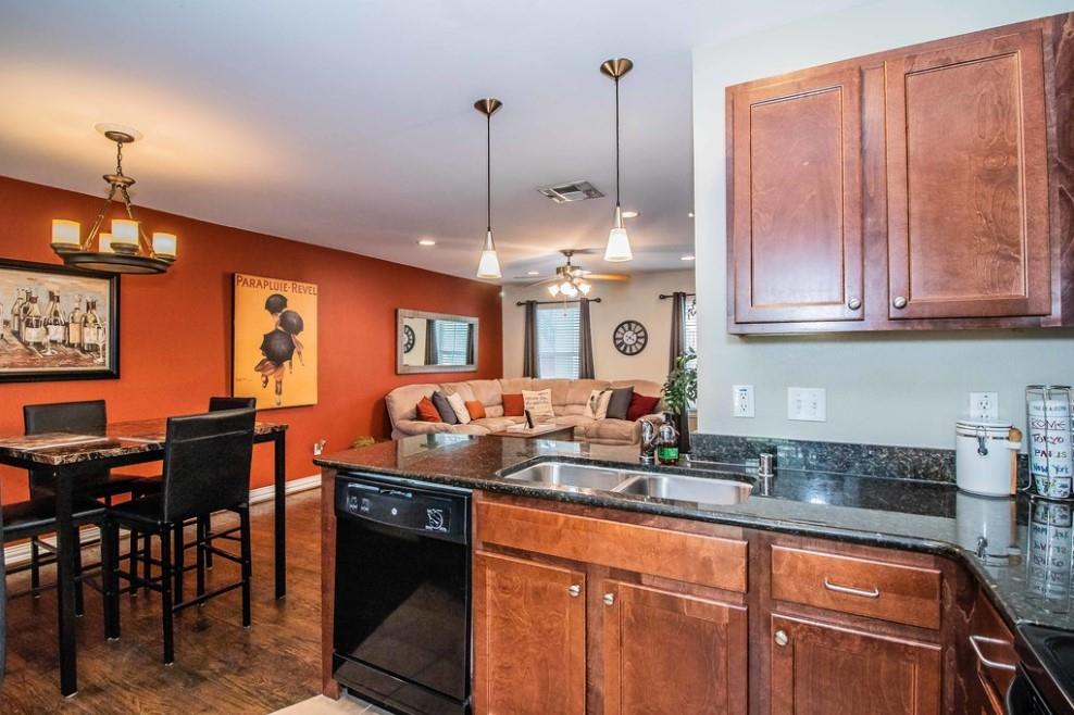 2824 Minert Street Dallas, TX 75219 - Photo 7 of 28