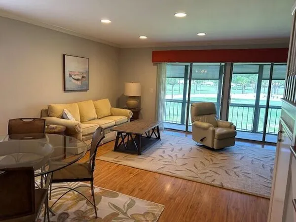 $235,555 | 18430 Southeast Wood Haven Lane, Unit H, Jupiter, FL 33469