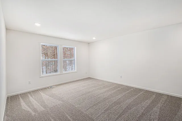 $449,900 | 1309 Grosvenor Drive, Greenville, MI 48838