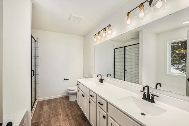 $449,900 | 1309 Grosvenor Drive, Greenville, MI 48838