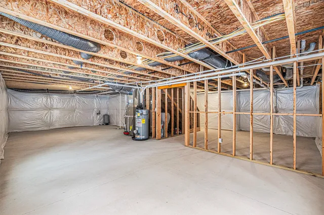 $449,900 | 1309 Grosvenor Drive, Greenville, MI 48838