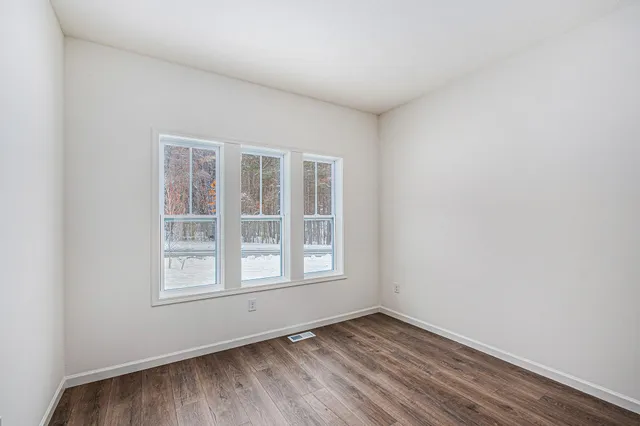 $449,900 | 1309 Grosvenor Drive, Greenville, MI 48838