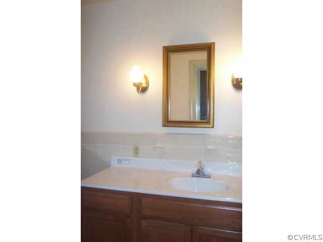 1600 Michael Road Henrico, VA 23229 - Photo 7 of 8 Other - Bathroom