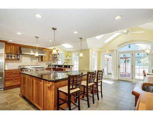 133 Robbins Road Arlington, MA 02476 - Photo 3 of 29